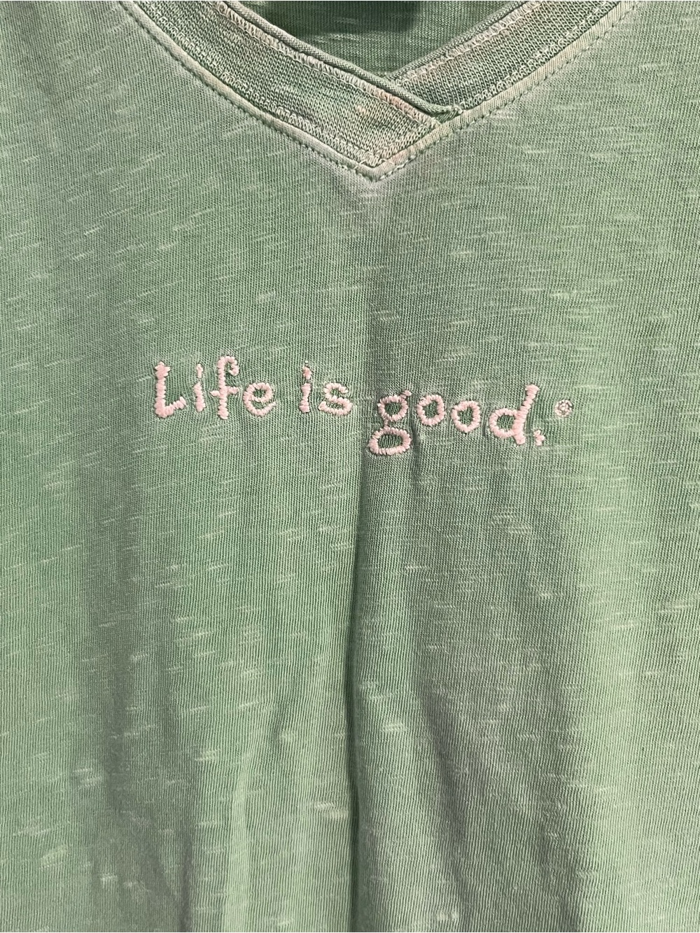 Life Is Good Women's V-Neck Short Sleeve Tee Size Medium - Picture 3 of 7